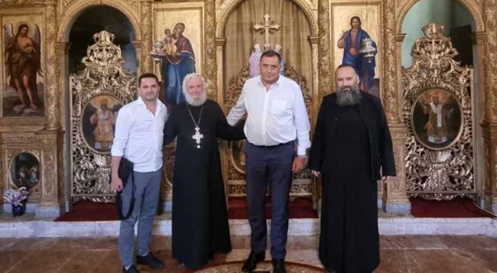 Dodik, crna gora 1.jpg